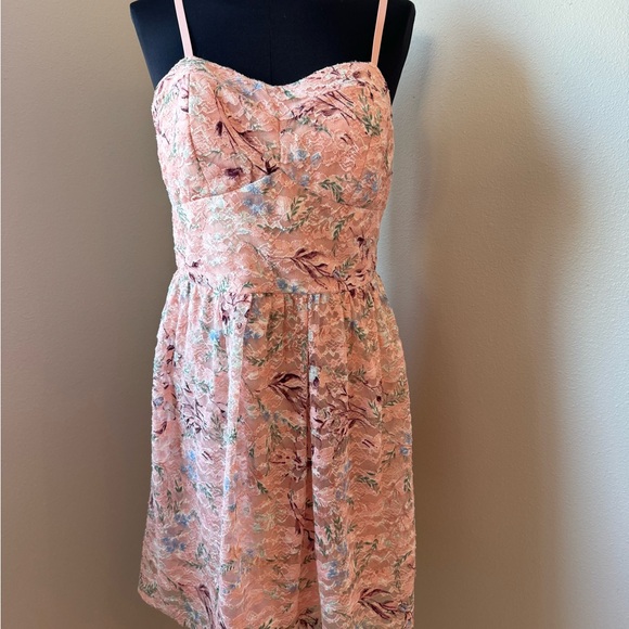 Bundle of size large dresses WAYF, Forever 21 - Picture 2 of 9